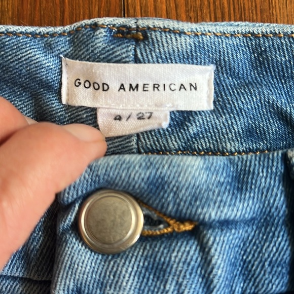 Good American skinny cropped jeans. - Picture 4 of 7